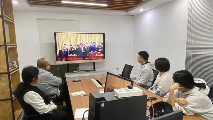 中国尊龙集团