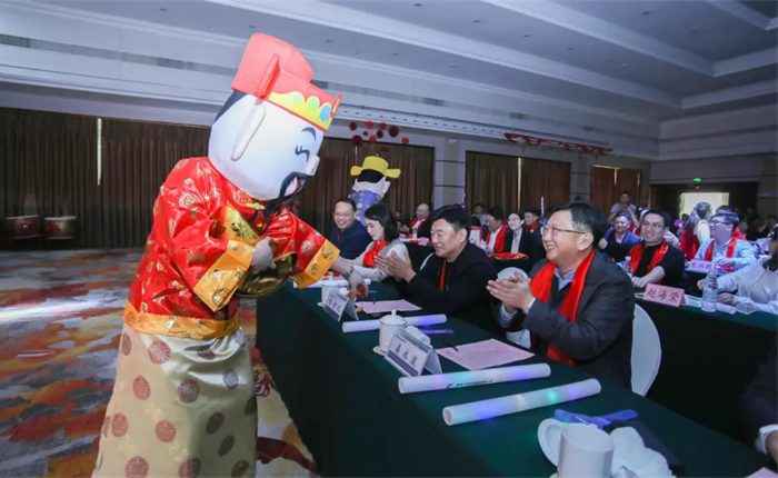 中国尊龙集团
