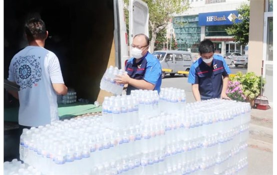 【我为群众办实事】“WE”先锋自愿者为环卫工人“送清凉”