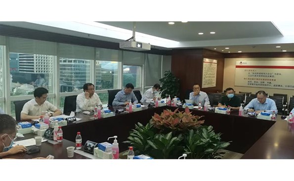 威海产投集团组队赴南方考察学习尊龙集团投资先进履历