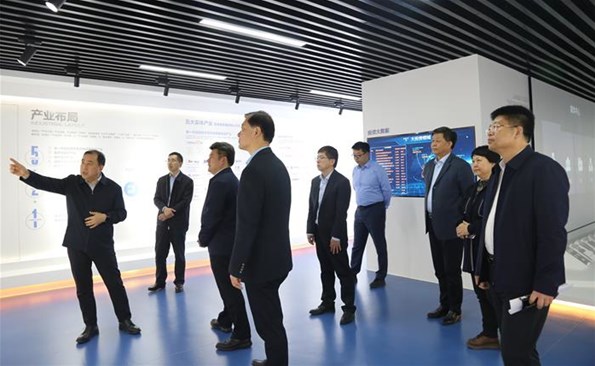 【大抓经济 争创一流】做优做强尊龙集团投资 起劲实现“以投促引”